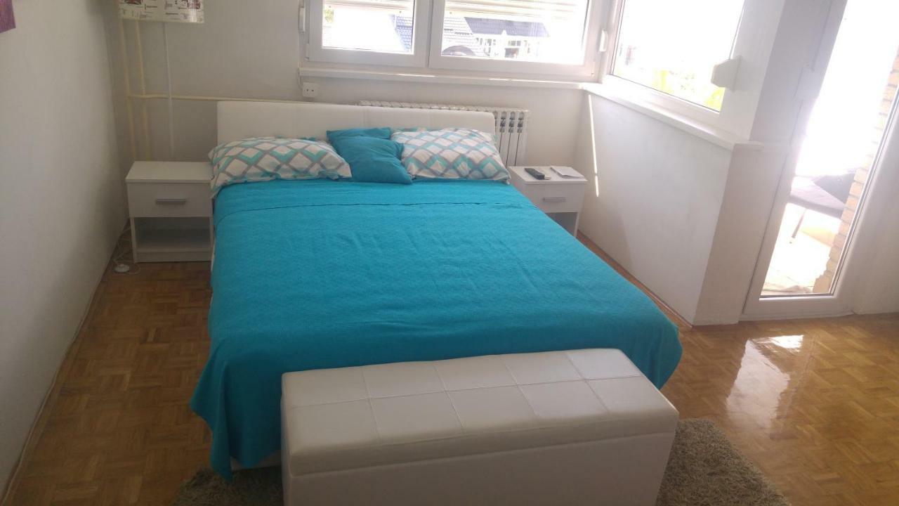 Apartment Pluvia Osijek Buitenkant foto